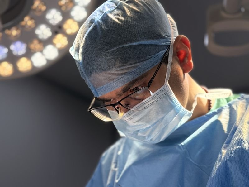 Dr Prabhat Yaji, surgical oncologist, during surgery at ARC Cancer Hospital