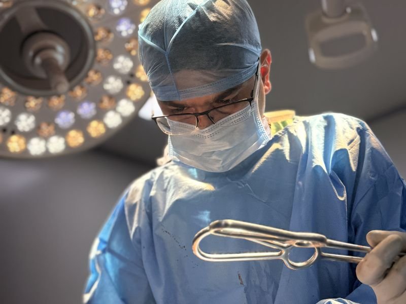 Dr Prabhat Yaji, surgical oncologist, in the operating theatre at ARC Cancer Hospital